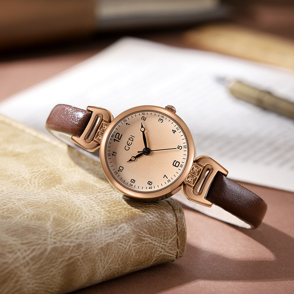 Amélie Vintage Gold Watch