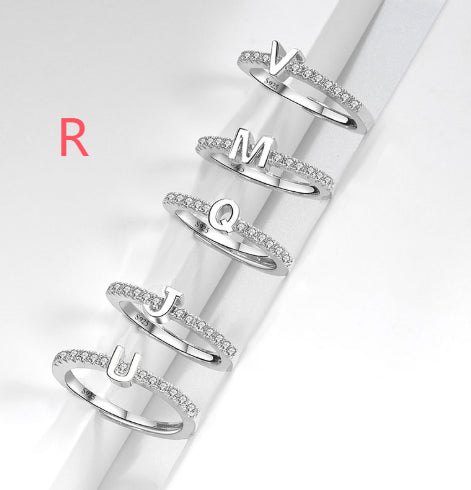 Ring med initialbokstav