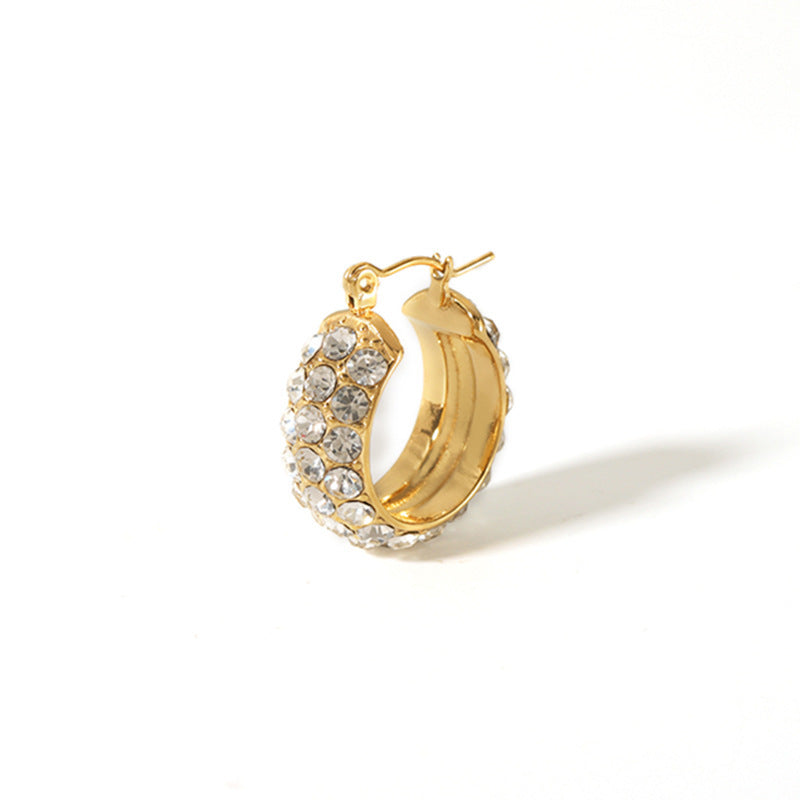 Kristallglänzende Huggie-Creolen