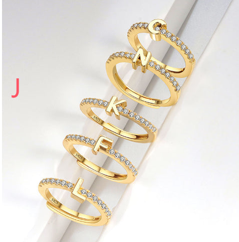 Ring med initialbokstav