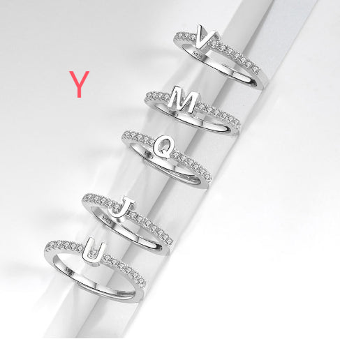 Ring med initialbokstav