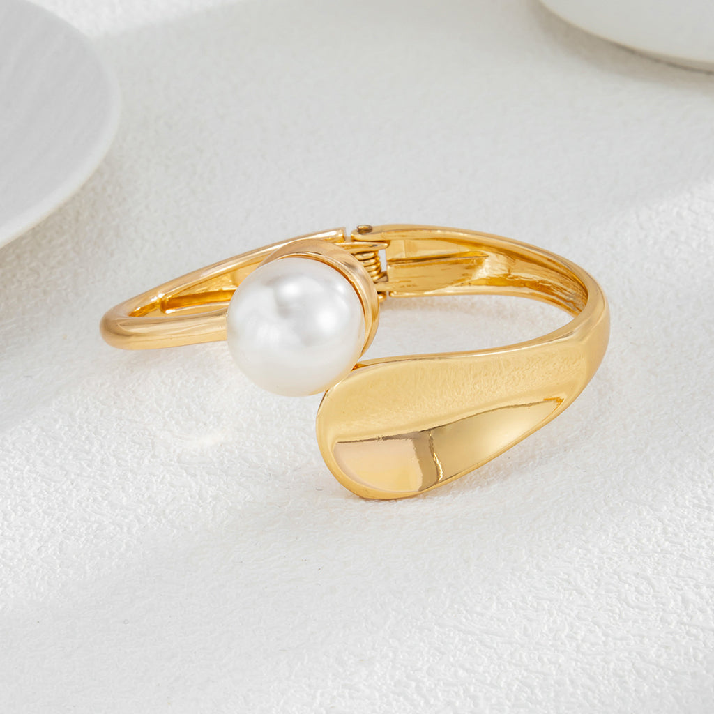 Pearl Bracelet