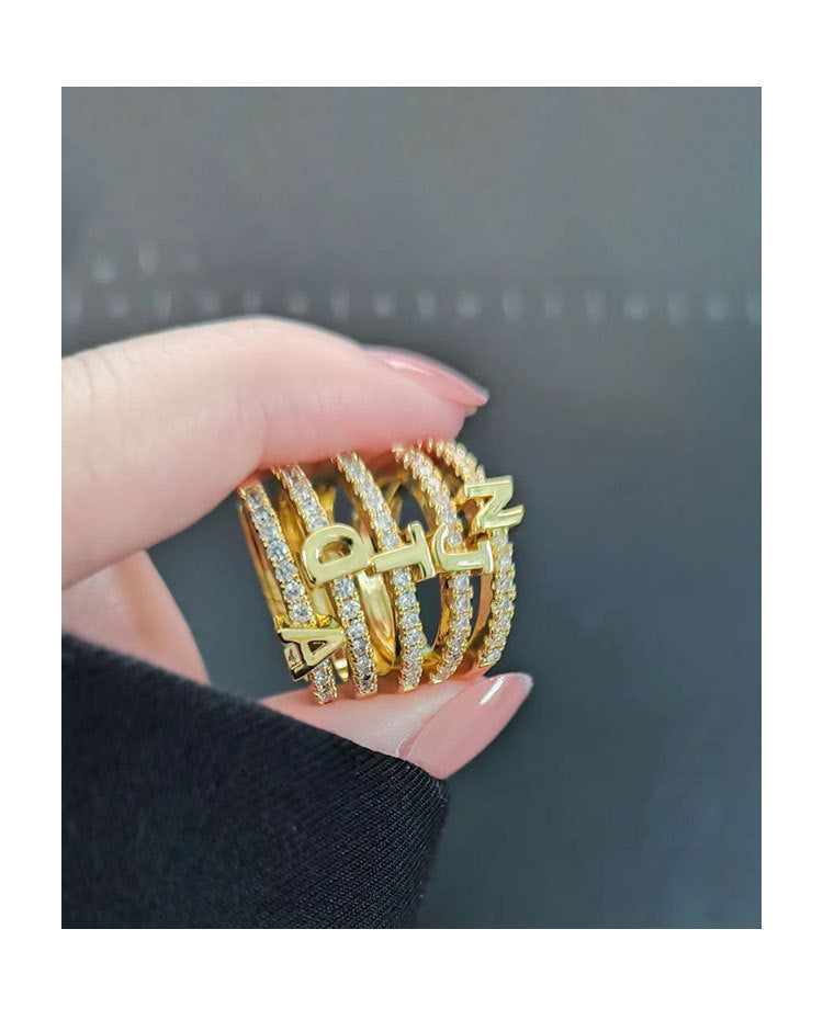 Ring med initialbokstav