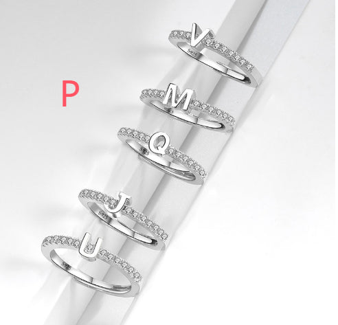 Ring med initialbokstav