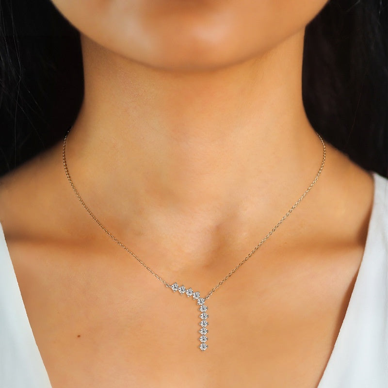 Auria Necklace