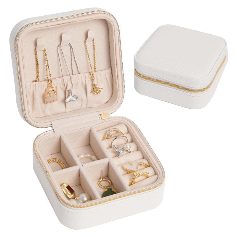 Élise Travel Jewelry Case