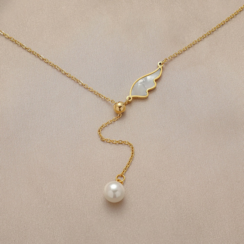 Léana Pearl Necklace