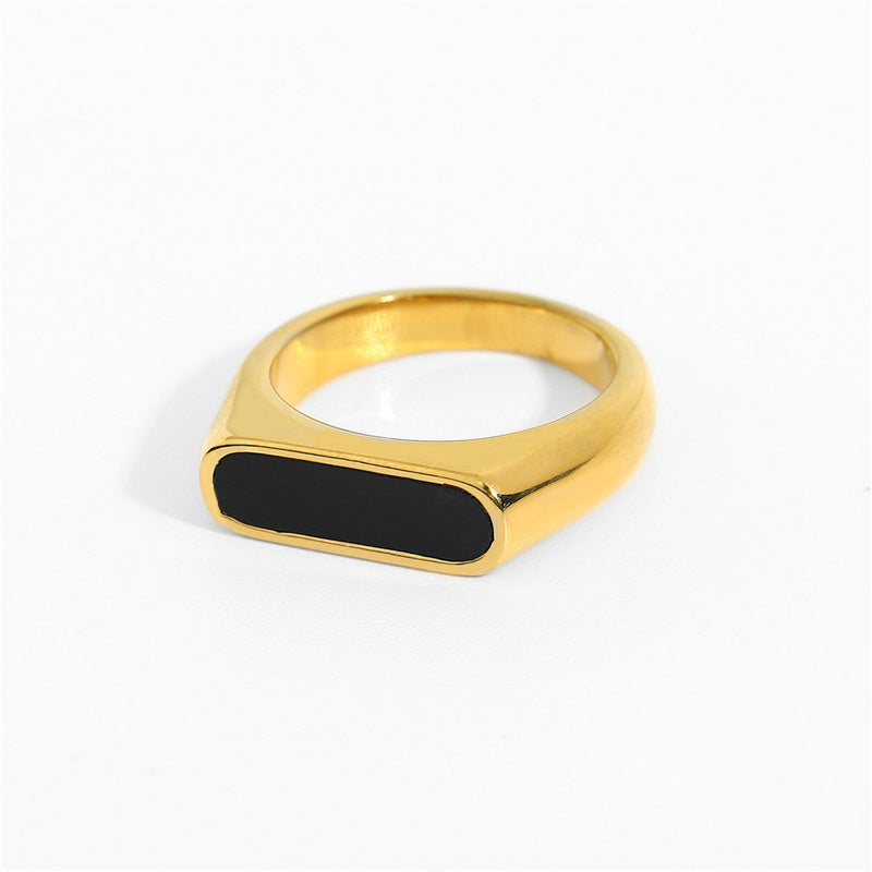 Ava Noir Ring
